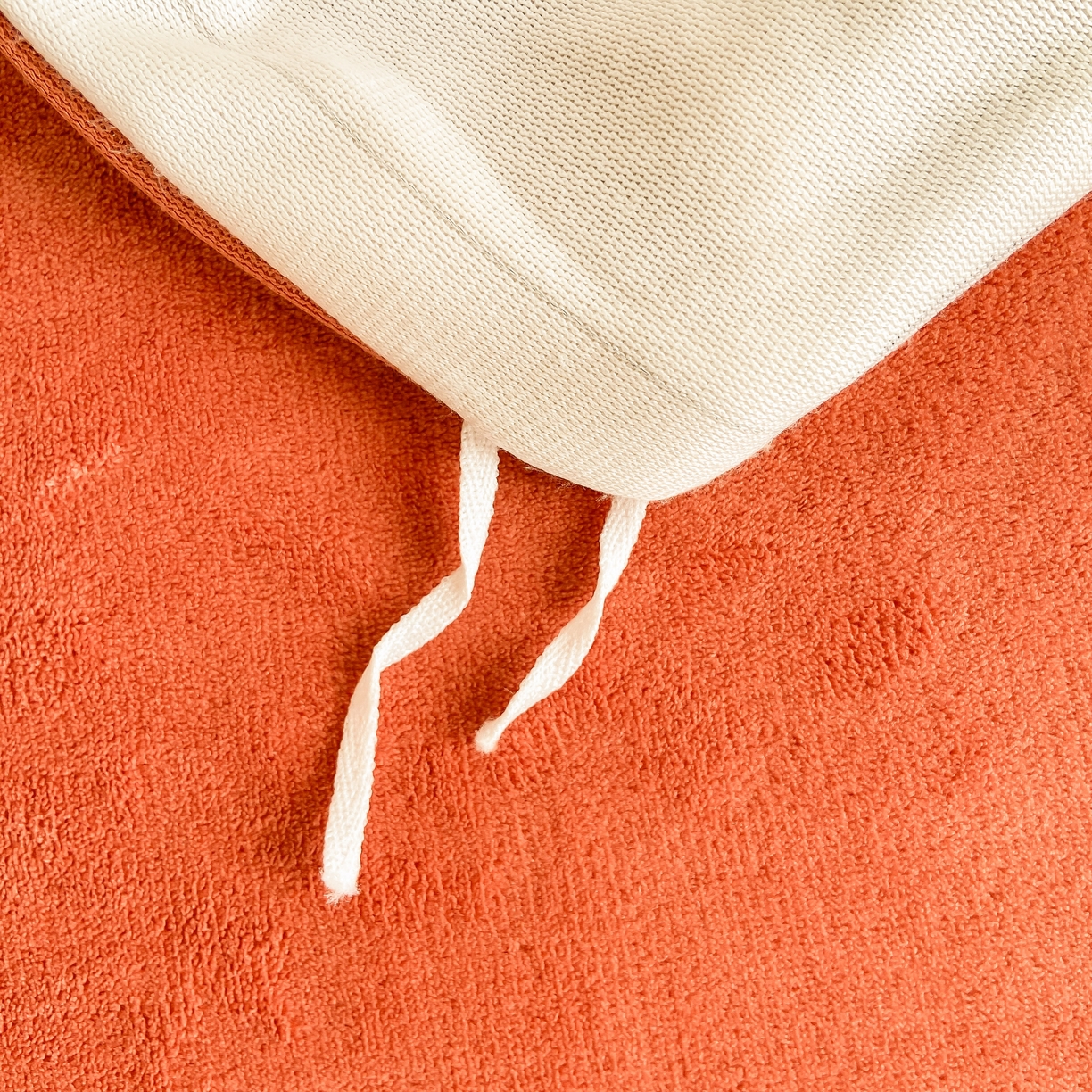 91家纺网 家纺一手货源 找家纺 阿亮家纺 2025新款高克重大包边菠萝格牛奶绒活性印染四件套 绿洲小熊