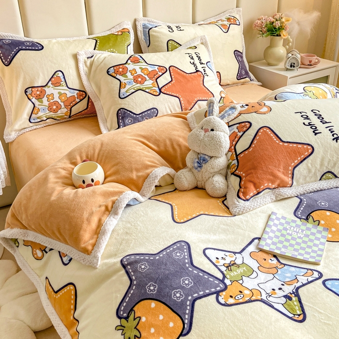 91家纺网 家纺一手货源 找家纺 阿亮家纺 2025新款高克重大包边菠萝格牛奶绒活性印染四件套 满天星