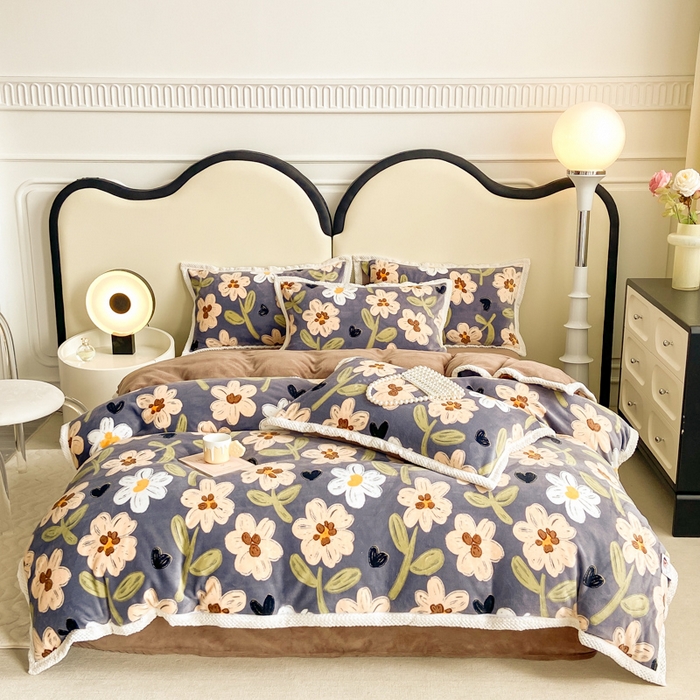 91家纺网 家纺一手货源 找家纺 阿亮家纺 2025新款高克重大包边菠萝格牛奶绒活性印染四件套 陌上花开