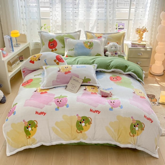 91家纺网 家纺一手货源 找家纺 阿亮家纺 2025新款高克重大包边菠萝格牛奶绒活性印染四件套 七彩草莓