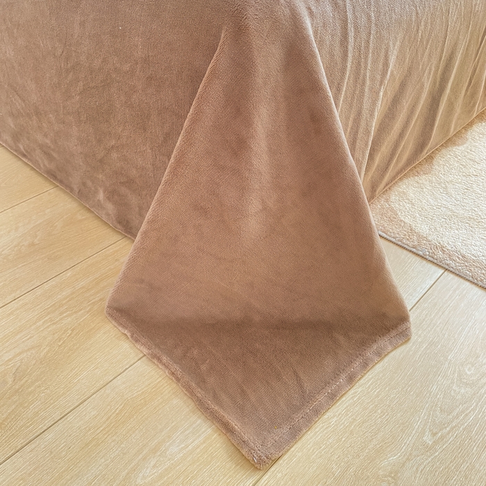 91家纺网 家纺一手货源 找家纺 阿亮家纺 2025新款高克重大包边菠萝格牛奶绒活性印染四件套 亲密朋友