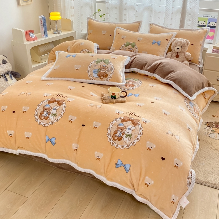 91家纺网 家纺一手货源 找家纺 阿亮家纺 2025新款高克重大包边菠萝格牛奶绒活性印染四件套 亲密朋友