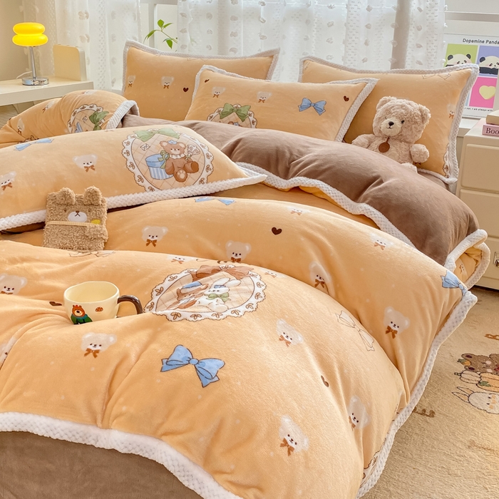 91家纺网 家纺一手货源 找家纺 阿亮家纺 2025新款高克重大包边菠萝格牛奶绒活性印染四件套 亲密朋友