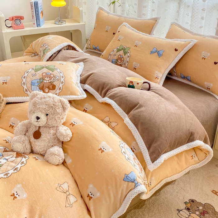 91家纺网 家纺一手货源 找家纺 阿亮家纺 2025新款高克重大包边菠萝格牛奶绒活性印染四件套 亲密朋友