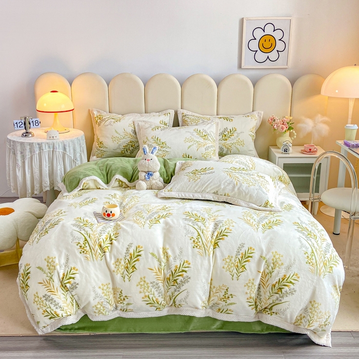 91家纺网 家纺一手货源 找家纺 阿亮家纺 2025新款高克重大包边菠萝格牛奶绒活性印染四件套 田园花香