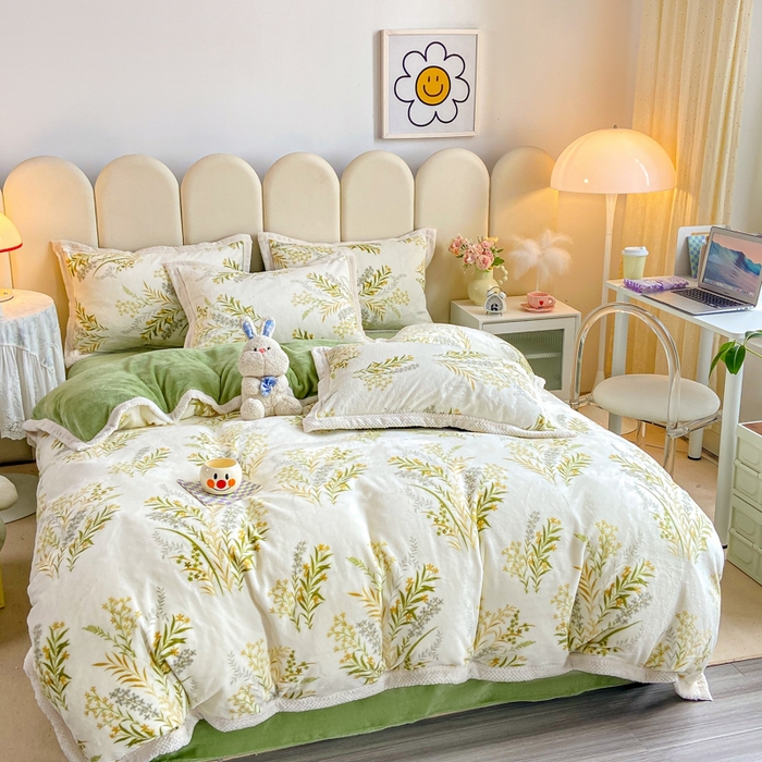 91家纺网 家纺一手货源 找家纺 阿亮家纺 2025新款高克重大包边菠萝格牛奶绒活性印染四件套 田园花香