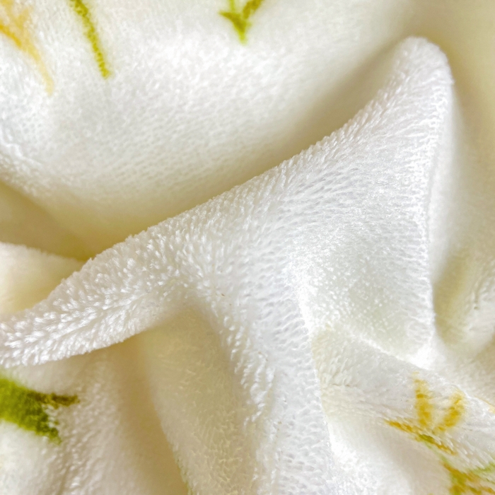 91家纺网 家纺一手货源 找家纺 阿亮家纺 2025新款高克重大包边菠萝格牛奶绒活性印染四件套 田园花香