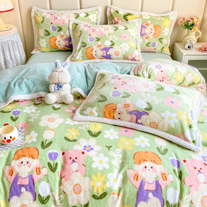 91家纺网 家纺一手货源 找家纺 阿亮家纺 2025新款高克重大包边菠萝格牛奶绒活性印染四件套 甜蜜梦境