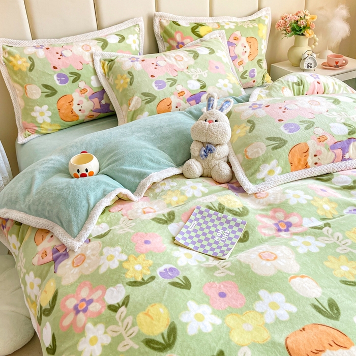 91家纺网 家纺一手货源 找家纺 阿亮家纺 2025新款高克重大包边菠萝格牛奶绒活性印染四件套 甜蜜梦境