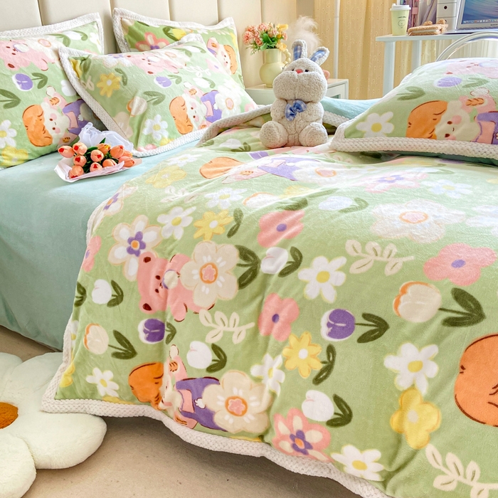 91家纺网 家纺一手货源 找家纺 阿亮家纺 2025新款高克重大包边菠萝格牛奶绒活性印染四件套 甜蜜梦境