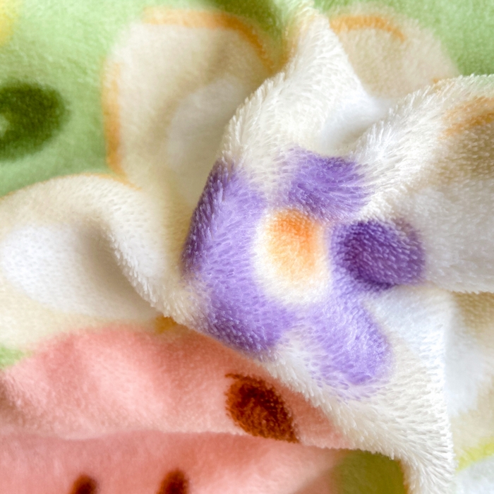 91家纺网 家纺一手货源 找家纺 阿亮家纺 2025新款高克重大包边菠萝格牛奶绒活性印染四件套 甜蜜梦境