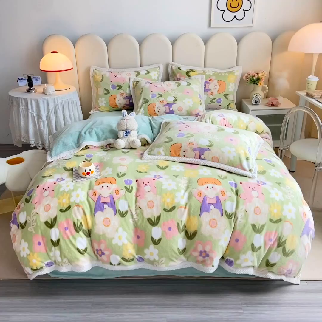 91家纺网 家纺一手货源 找家纺 阿亮家纺 2025新款高克重大包边菠萝格牛奶绒活性印染四件套 甜蜜梦境