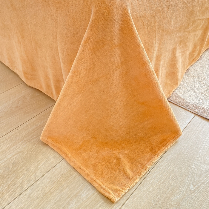 91家纺网 家纺一手货源 找家纺 阿亮家纺 2025新款高克重大包边菠萝格牛奶绒活性印染四件套 兔兔派对