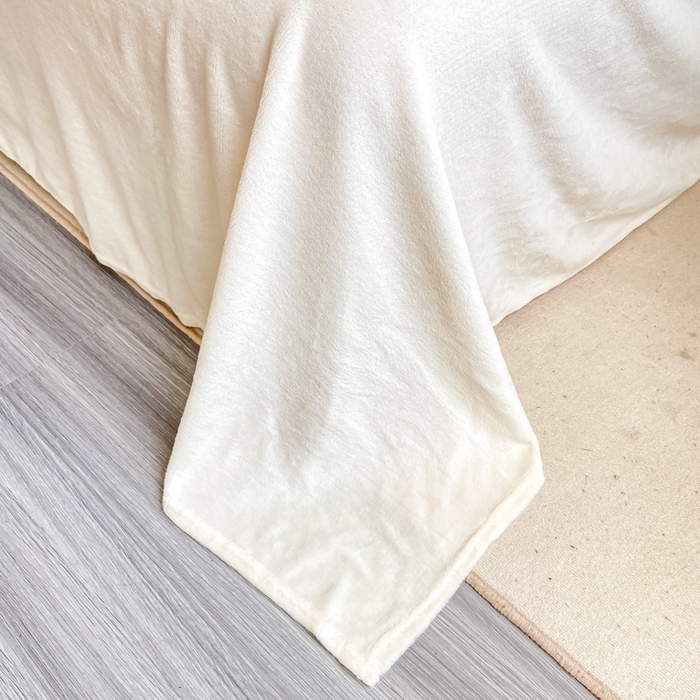 91家纺网 家纺一手货源 找家纺 阿亮家纺 2025新款高克重大包边菠萝格牛奶绒活性印染四件套 香蜜