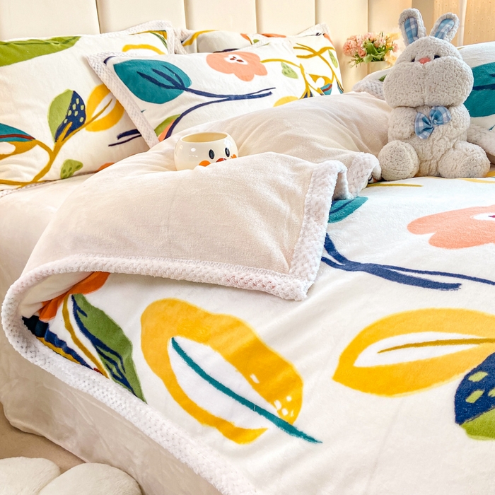 91家纺网 家纺一手货源 找家纺 阿亮家纺 2025新款高克重大包边菠萝格牛奶绒活性印染四件套 香蜜