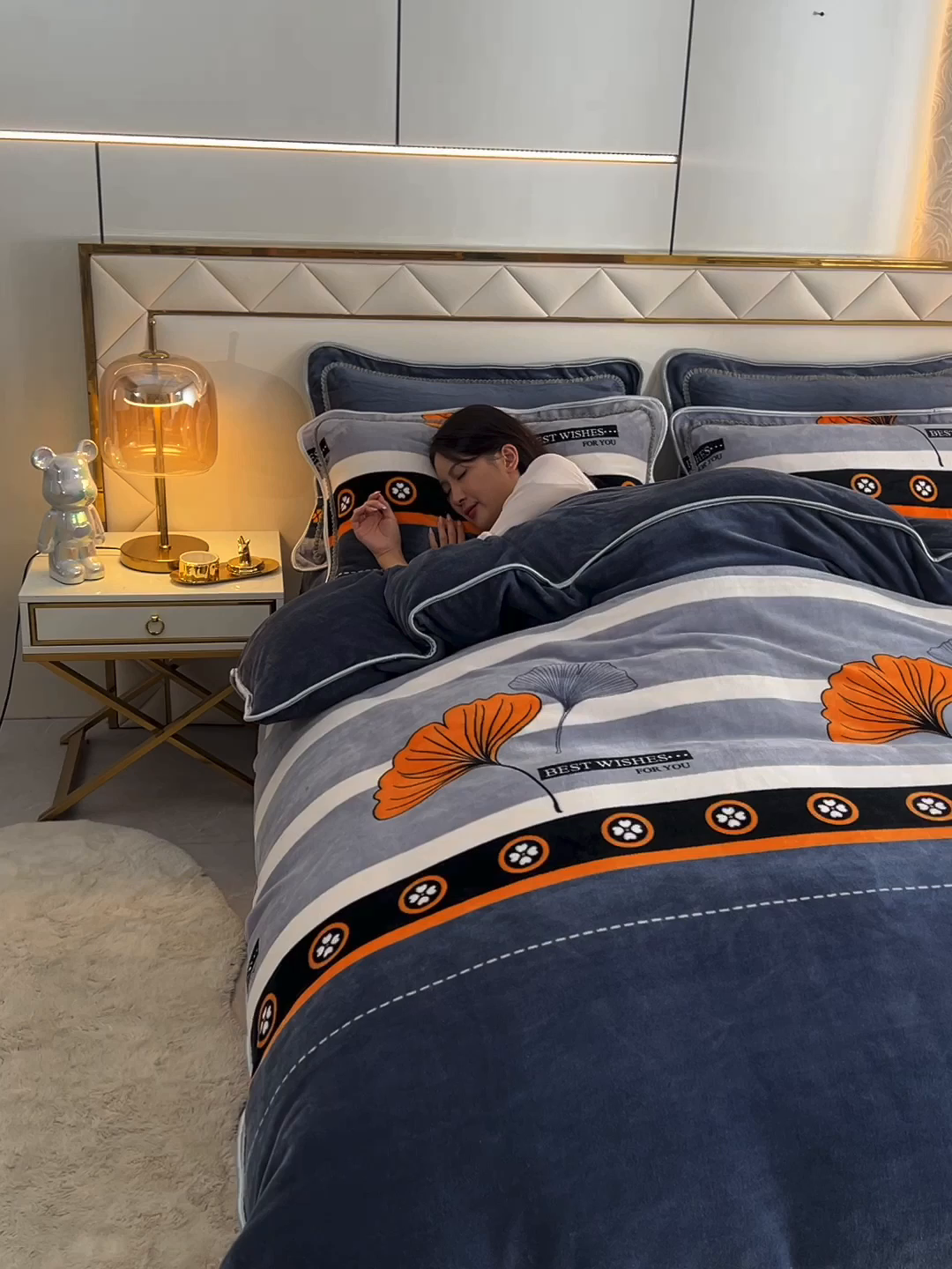 91家纺网 家纺一手货源 找家纺 启扬 2025直播爆款新款8.5斤加厚高克重牛奶绒四件套床裙款法莱绒宝宝绒金貂绒 幸运相伴