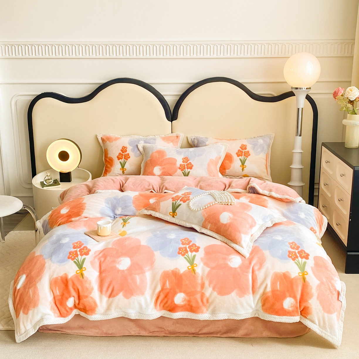 91家纺网 家纺一手货源 找家纺 阿亮家纺 2025新款高克重大包边菠萝格牛奶绒活性印染四件套 香榭花韵