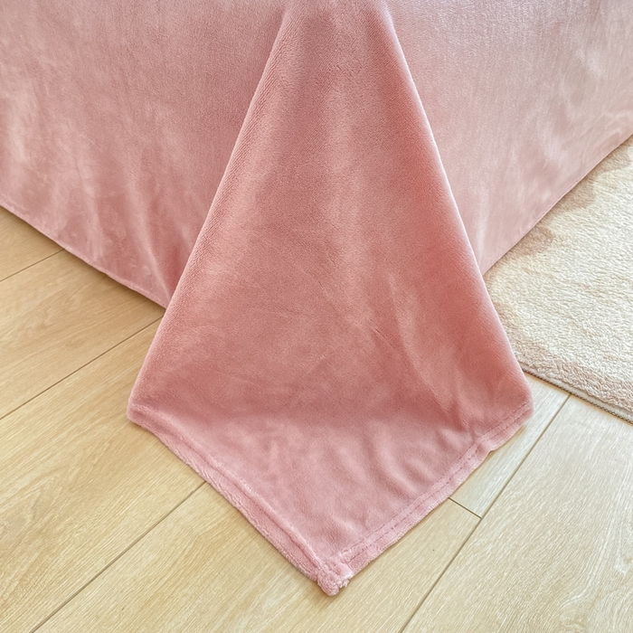 91家纺网 家纺一手货源 找家纺 阿亮家纺 2025新款高克重大包边菠萝格牛奶绒活性印染四件套 郁金香