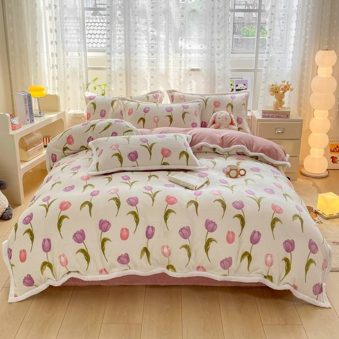 91家纺网 家纺一手货源 找家纺 阿亮家纺 2025新款高克重大包边菠萝格牛奶绒活性印染四件套 郁金香