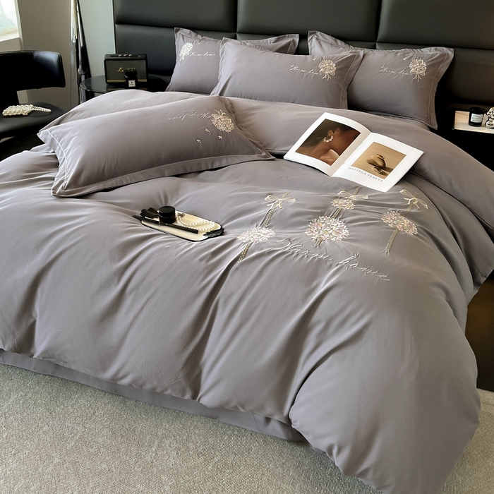 91家纺网 家纺一手货源 找家纺 韩后家纺 2025新款亲肤舒适纯色刺绣四件套-水墨青花系列 水墨青花-火山灰