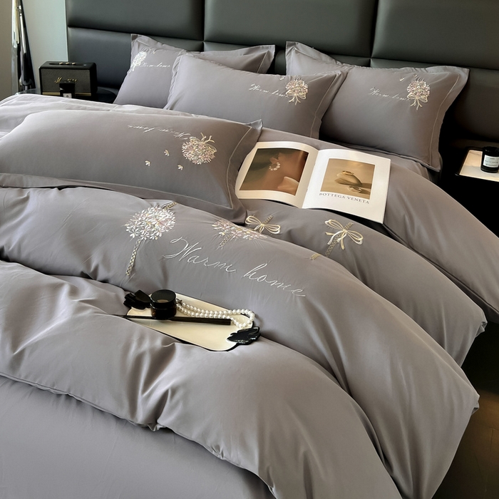 91家纺网 家纺一手货源 找家纺 韩后家纺 2025新款亲肤舒适纯色刺绣四件套-水墨青花系列 水墨青花-火山灰