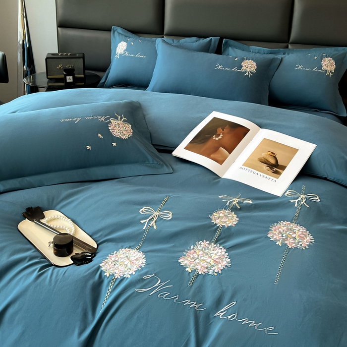 91家纺网 家纺一手货源 找家纺 韩后家纺 2025新款亲肤舒适纯色刺绣四件套-水墨青花系列 水墨青花-孔雀蓝