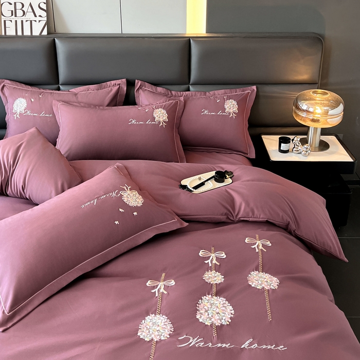 91家纺网 家纺一手货源 找家纺 韩后家纺 2025新款亲肤舒适纯色刺绣四件套-水墨青花系列 水墨青花-流光紫