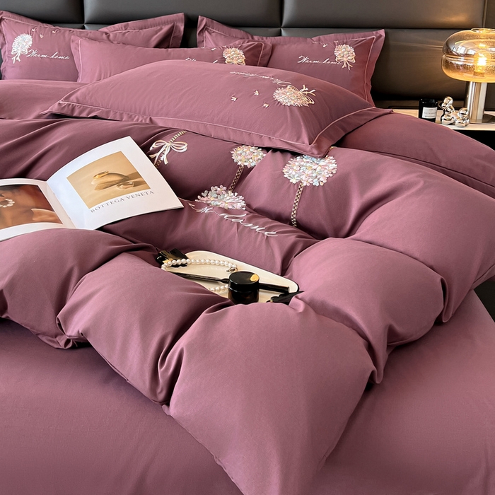 91家纺网 家纺一手货源 找家纺 韩后家纺 2025新款亲肤舒适纯色刺绣四件套-水墨青花系列 水墨青花-流光紫