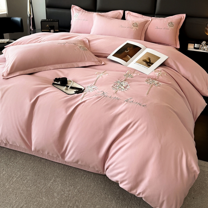 91家纺网 家纺一手货源 找家纺 韩后家纺 2025新款亲肤舒适纯色刺绣四件套-水墨青花系列 水墨青花-浅粉