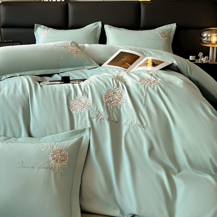 91家纺网 家纺一手货源 找家纺 韩后家纺 2025新款亲肤舒适纯色刺绣四件套-水墨青花系列 水墨青花-浅石蓝