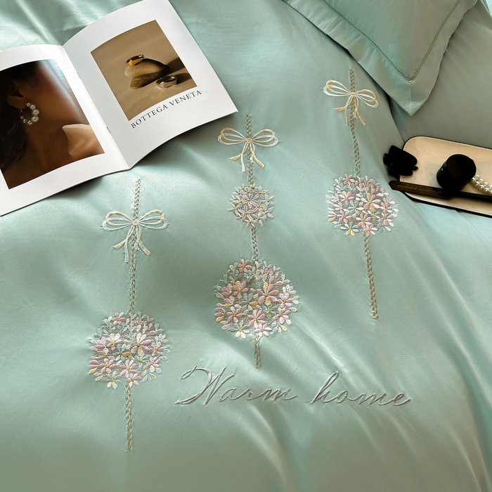 91家纺网 家纺一手货源 找家纺 韩后家纺 2025新款亲肤舒适纯色刺绣四件套-水墨青花系列 水墨青花-浅石蓝