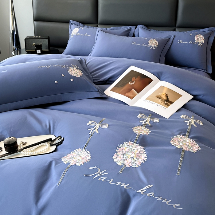 91家纺网 家纺一手货源 找家纺 韩后家纺 2025新款亲肤舒适纯色刺绣四件套-水墨青花系列 水墨青花-天空蓝