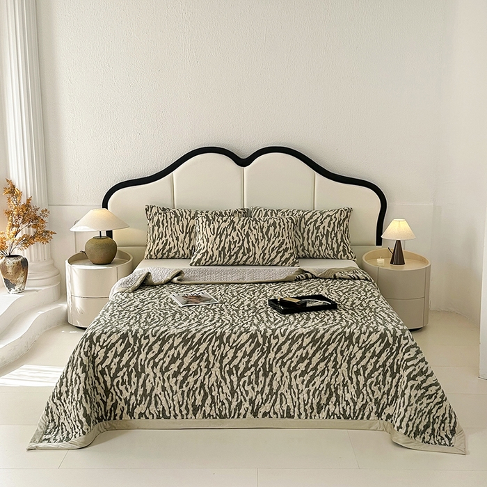 91家纺网 家纺一手货源 找家纺 （总）大渔生活 2025新款高克重牛奶绒夹棉床盖单床盖床盖单件