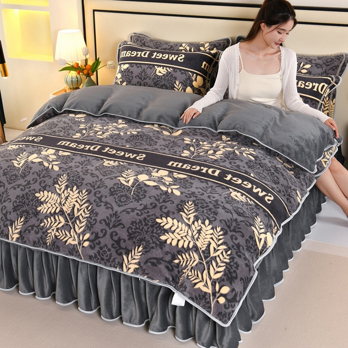 91家纺网 家纺一手货源 找家纺 绒品壹家  2025新款电商直播爆款高克重5斤牛奶绒金貂绒印花床裙款三件套四件套 发财树