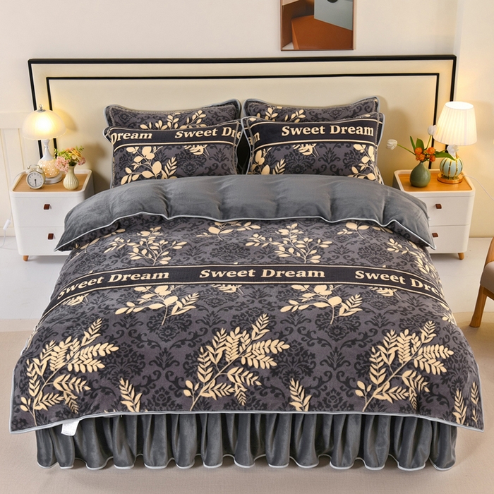 91家纺网 家纺一手货源 找家纺 绒品壹家  2025新款电商直播爆款高克重5斤牛奶绒金貂绒印花床裙款三件套四件套 发财树