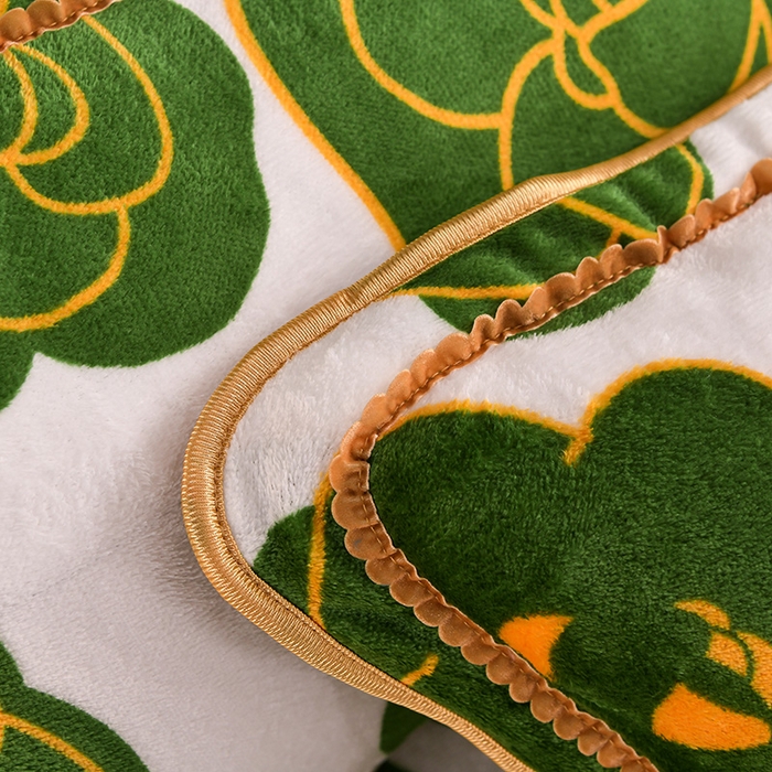 91家纺网 家纺一手货源 找家纺 绒品壹家  2025新款电商直播爆款高克重5斤牛奶绒金貂绒印花床裙款三件套四件套 花花绿绿