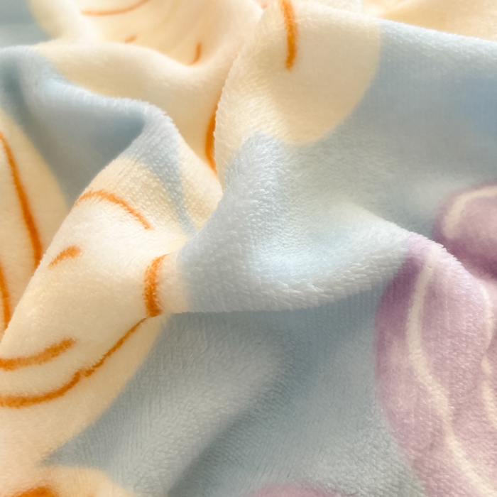 91家纺网 家纺一手货源 找家纺 娜朵家纺 2025新款加厚包边羊羔绒印花四件套 花漾