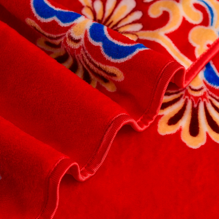 91家纺网 家纺一手货源 找家纺 绒品壹家  2025新款电商直播爆款高克重5斤牛奶绒金貂绒印花床裙款三件套四件套 荣华富贵