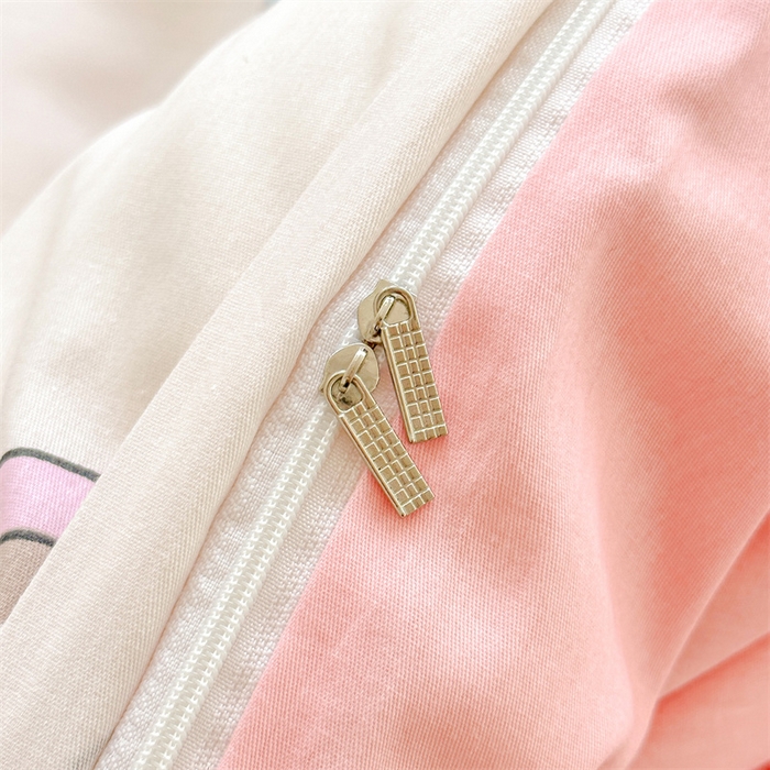 91家纺网 家纺一手货源 找家纺 帛织澜  2025新款全棉喷气12868系列纯棉四件套 星星兔