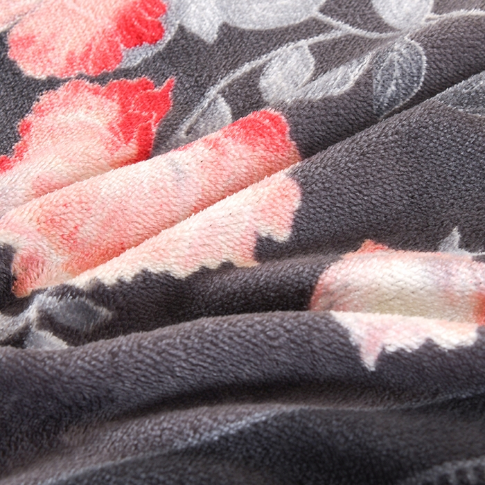 91家纺网 家纺一手货源 找家纺 绒品壹家  2025新款电商直播爆款高克重5斤牛奶绒金貂绒印花床裙款三件套四件套 时尚绽放