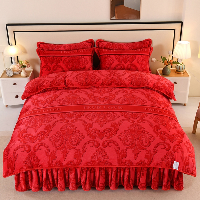 91家纺网 家纺一手货源 找家纺 绒品壹家  2025新款电商直播爆款高克重5斤牛奶绒金貂绒印花床裙款三件套四件套 幸福满园