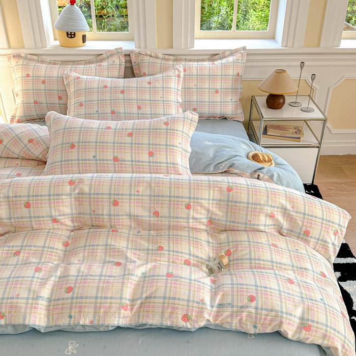 91家纺网 家纺一手货源 找家纺 帛织澜  2025新款全棉喷气12868系列纯棉四件套 草莓派