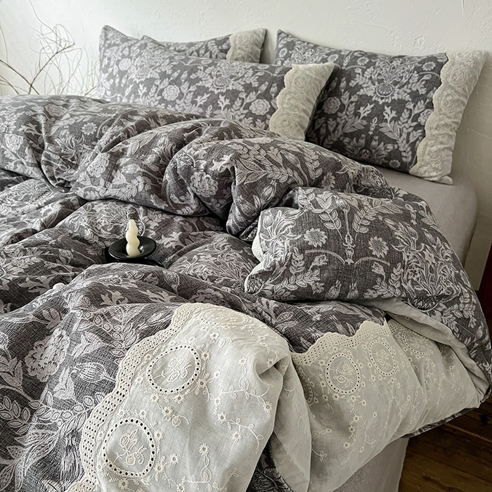 91家纺网 家纺一手货源 找家纺 富米莱（原臻工厂） 2025秋冬新品A类高克重亚麻复古全棉花边侘寂风原麻系列 墨染青筠-灰