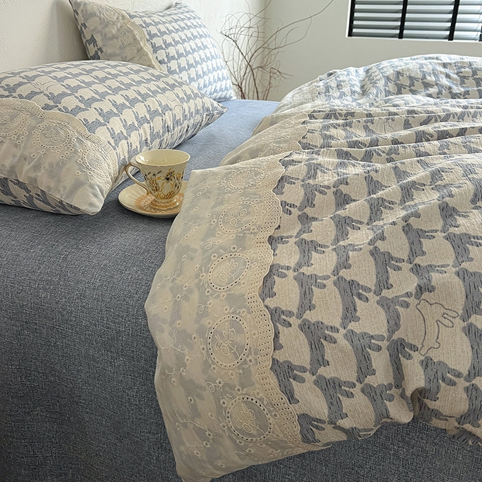 91家纺网 家纺一手货源 找家纺 富米莱（原臻工厂） 2025秋冬新品A类高克重亚麻复古全棉花边侘寂风原麻系列 兔宝宝-蓝