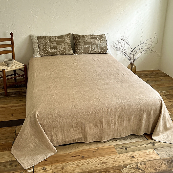 91家纺网 家纺一手货源 找家纺 富米莱（原臻工厂） 2025秋冬新品A类高克重亚麻复古全棉花边侘寂风原麻系列 乌木花园-绿