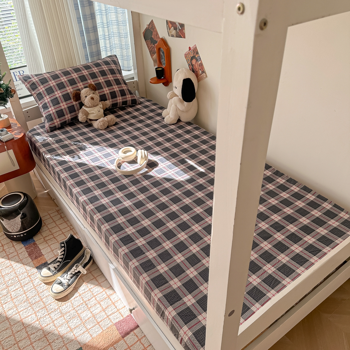 91家纺网 家纺一手货源 找家纺 韩巢家纺 2025新款上下铺双层纱学生宿舍寝室格子复古风床笠单件高低床防滑床单床套 幻夜