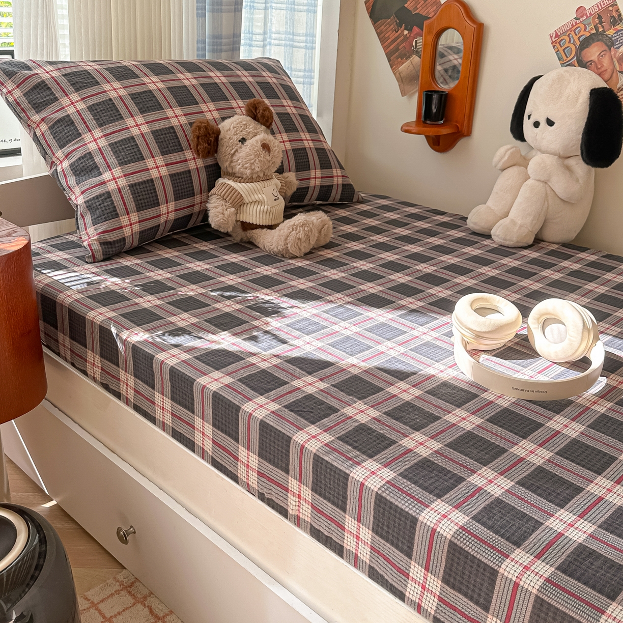 91家纺网 家纺一手货源 找家纺 韩巢家纺 2025新款上下铺双层纱学生宿舍寝室格子复古风床笠单件高低床防滑床单床套 幻夜