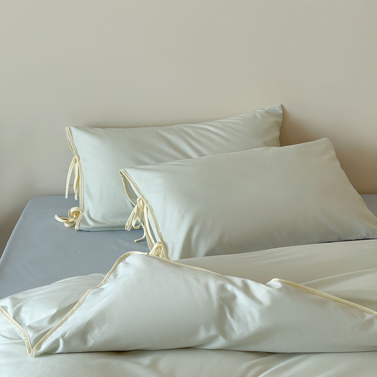 91家纺网 家纺一手货源 找家纺 尺素 2025新款纯色纯棉简约韩式ins风四件套民宿风全棉被套棉床单双人被套加大床单1.8纯色床笠 薄荷-浅蓝