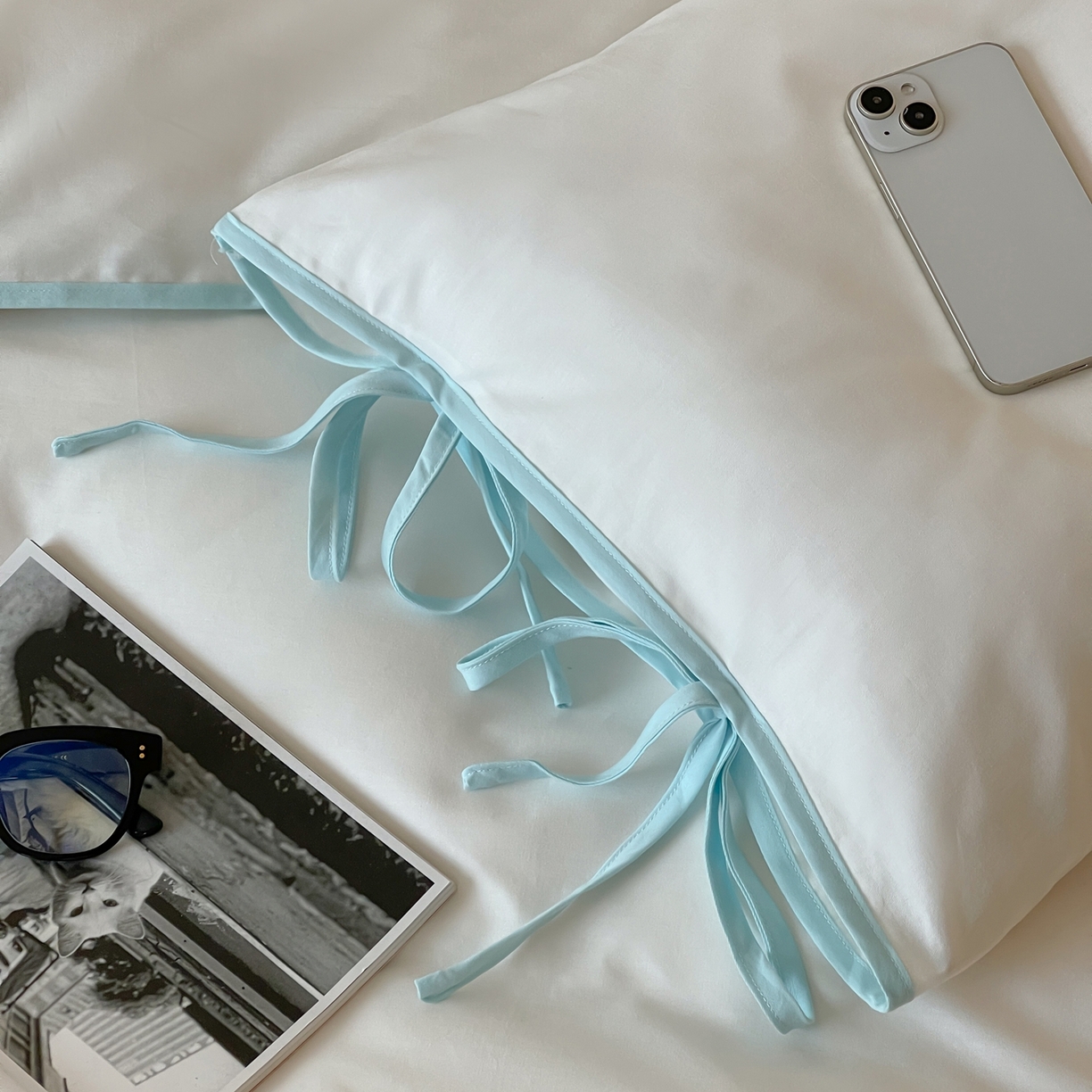 91家纺网 家纺一手货源 找家纺 尺素 2025新款纯色纯棉简约韩式ins风四件套民宿风全棉被套棉床单双人被套加大床单1.8纯色床笠 初雪-水蓝