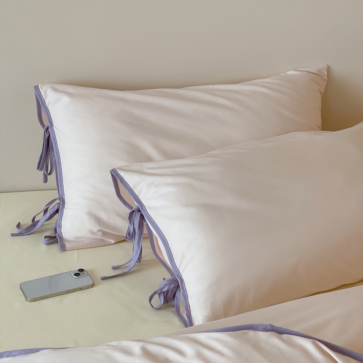 91家纺网 家纺一手货源 找家纺 尺素 2025新款纯色纯棉简约韩式ins风四件套民宿风全棉被套棉床单双人被套加大床单1.8纯色床笠 粉黛-奶黄